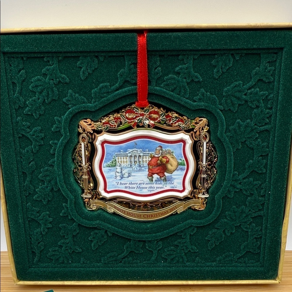 2011 White House Historical Association Christmas Ornament